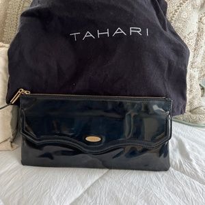 Black pattern Tahiti clutch
